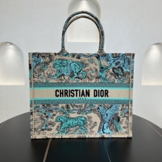 Christian Dior Shopping Bags